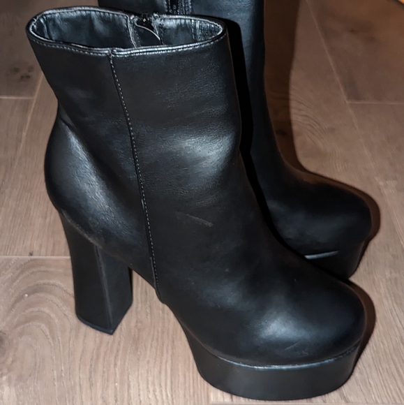NWT Chase & Chloe Booties - Picture 4 of 8